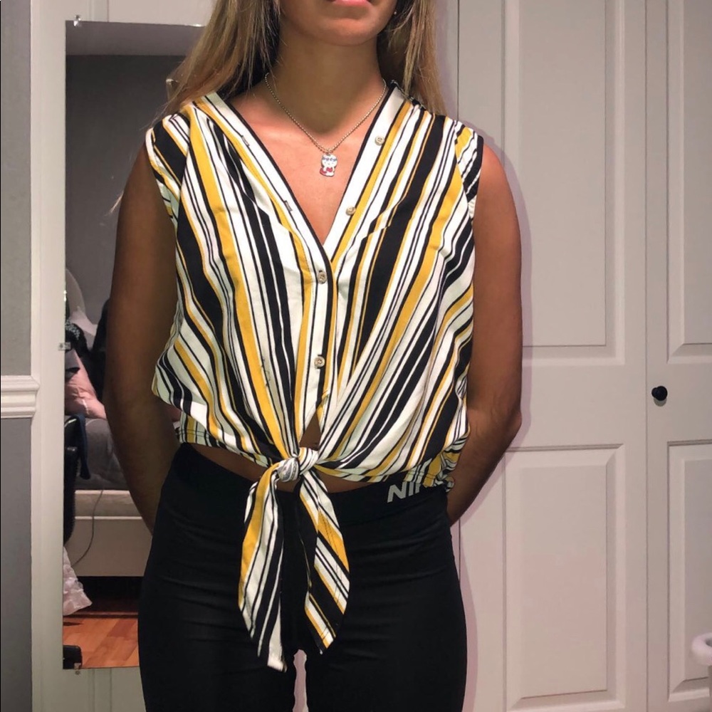 Stripped business style tank